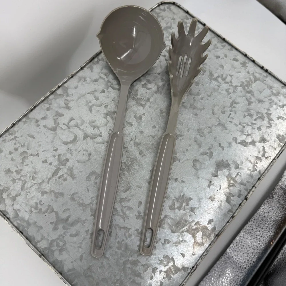 Vintage‎ EKCO USA Kitchen Utensil Set Taupe Gray Ladle and Pasta Server 2pc